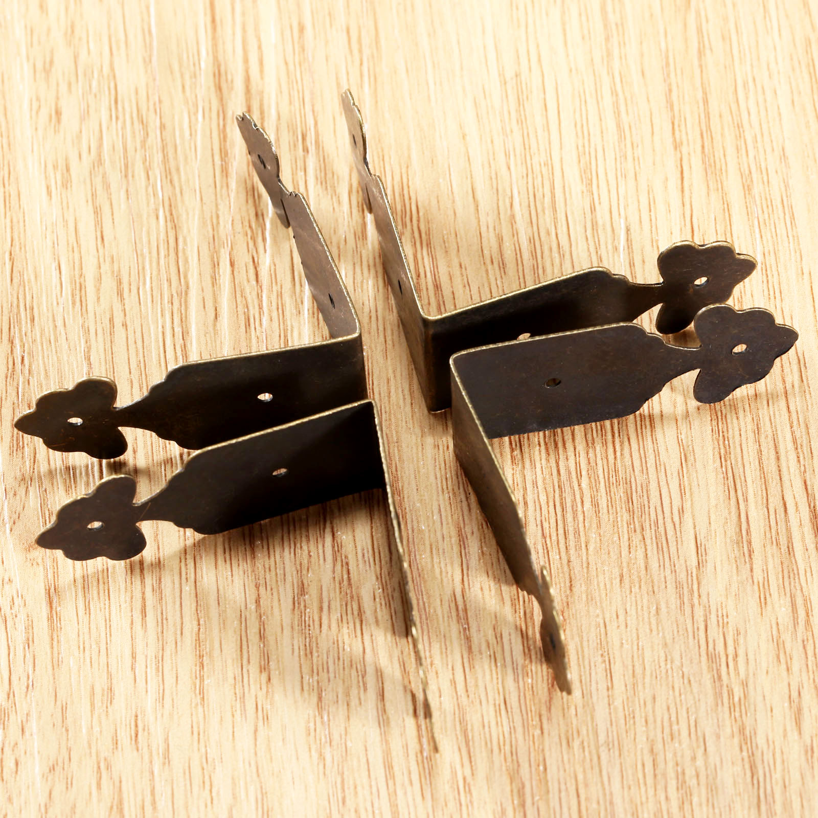 4 sztuk dekoracyjne zabezpiecz – Furniture Hardware Covers recenzja i cena